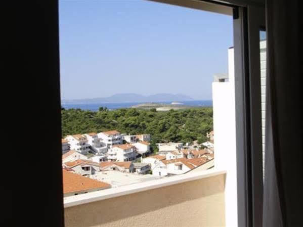Apartments Mazuran Hvar Town Extérieur photo