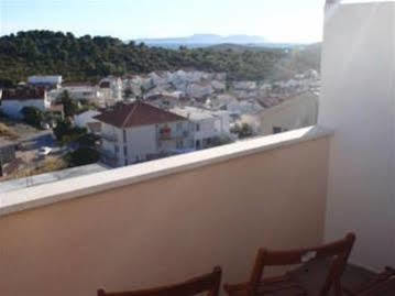 Apartments Mazuran Hvar Town Extérieur photo
